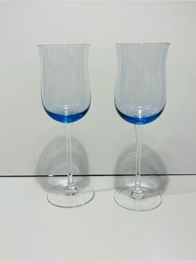 Vintage Block Crystal Pair Of Blue Tall Elegant Wine Glasses 9.5”